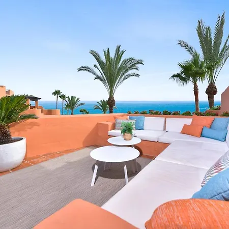 Spectacular Frontline Penthouse * Marbella