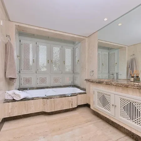 Spectacular Frontline Penthouse * Marbella