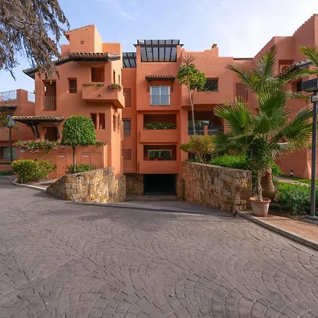Spectacular Frontline Penthouse Apartment Marbella