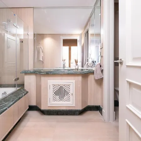 Spectacular Frontline Penthouse * Marbella